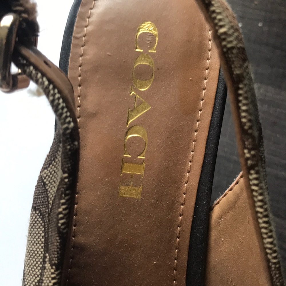 Shoes - Picture 5 of 7